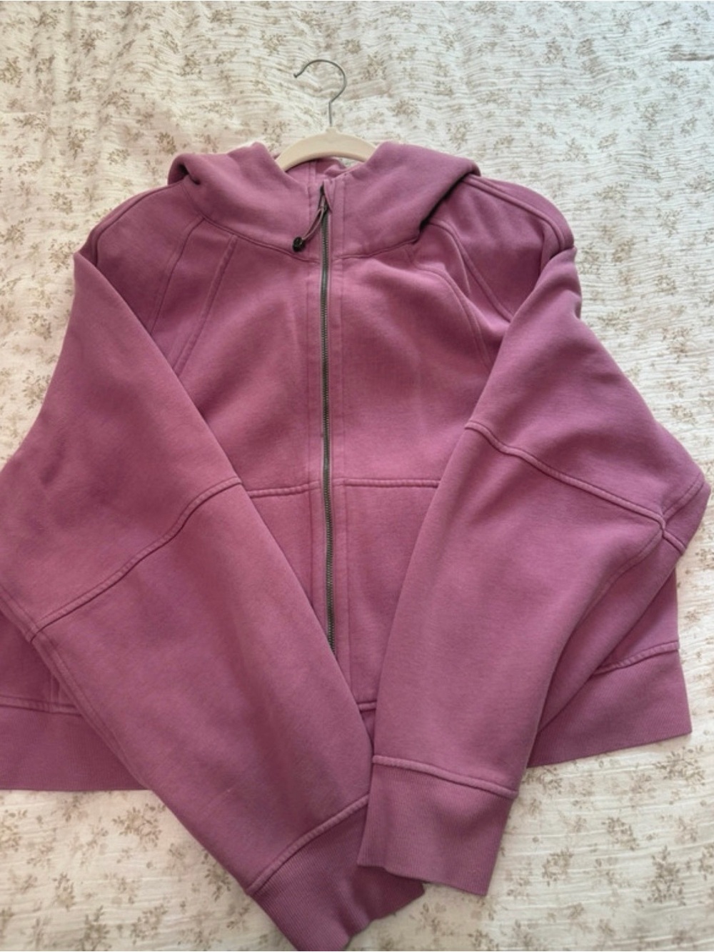 Lululemon XL/XXL Mauve Zip-Up Hooded Jacket